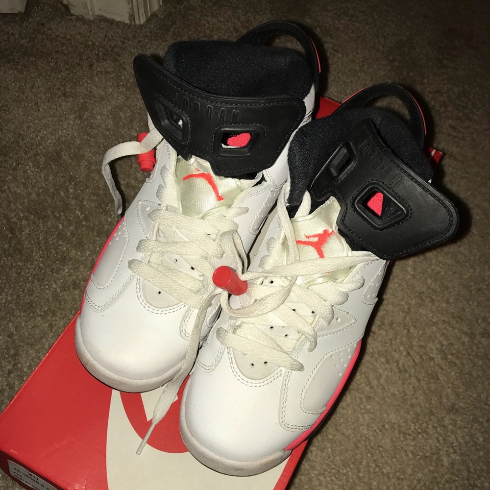 Women’s air Jordan infrared 6’s